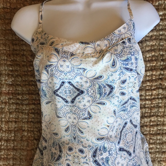 Jessica Simpson Tops - Jessica Simpson NWT paisley strappy tank top